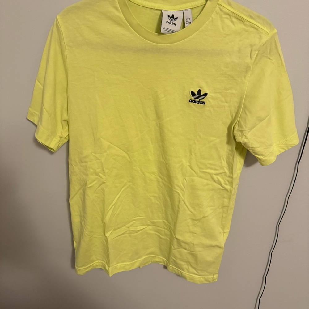 adidas Original’s Adicolor Trefoil Essentials Tee - Pulse Yellow H34630
